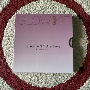 Anastasia Beverly Hills “Sugar” Glow Kit - Brand New